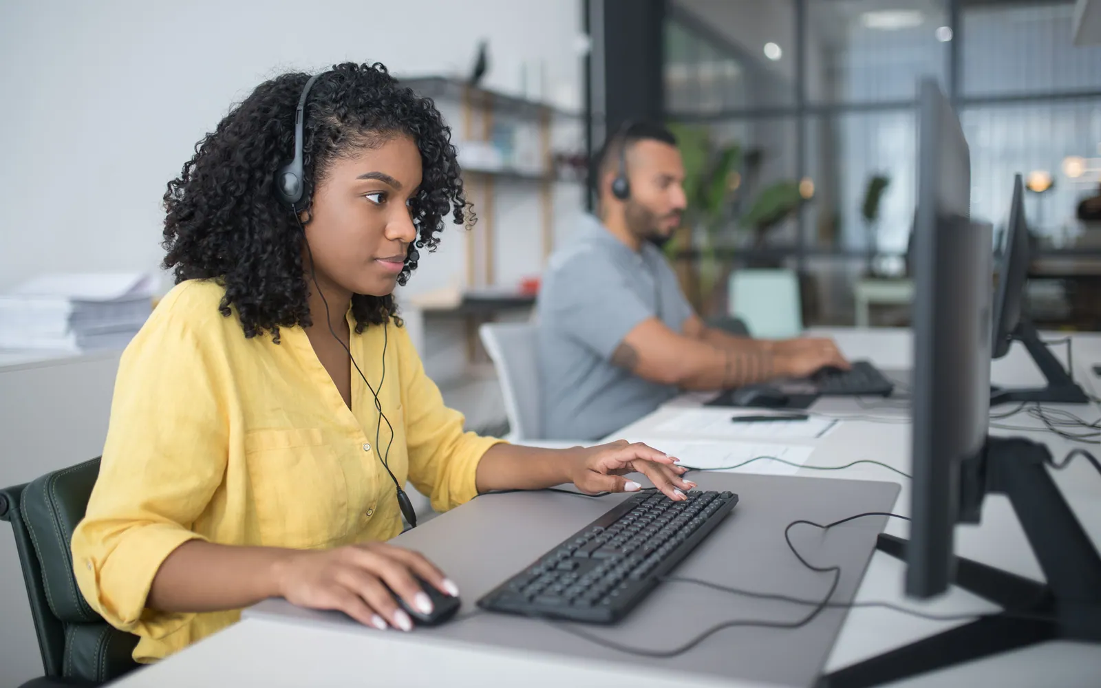 Télévendeur ou téléconseiller sans diplôme, ça paie ?